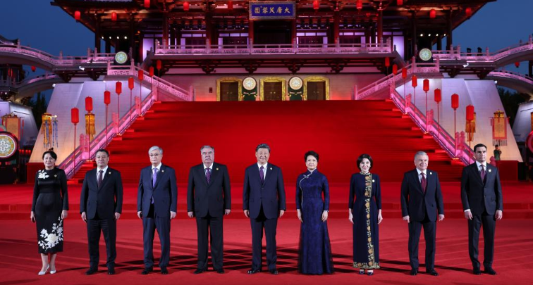 Xi Jinping : la Chine et les pays d'Asie centrale injectent de nouvelles énergies positives à la paix et au développement régionaux