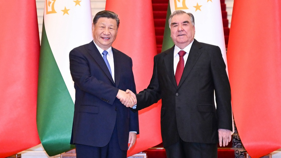 Xi affirme que la Chine est prête à développer un partenariat stratégique global de coopération dans la nouvelle ère avec le Tadjikistan