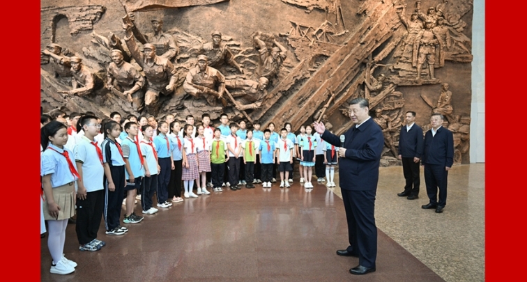 Xi Jinping met l'accent sur la transformation de l'économie basée sur les ressources et la promotion de la modernisation chinoise lors de son inspection au Shanxi