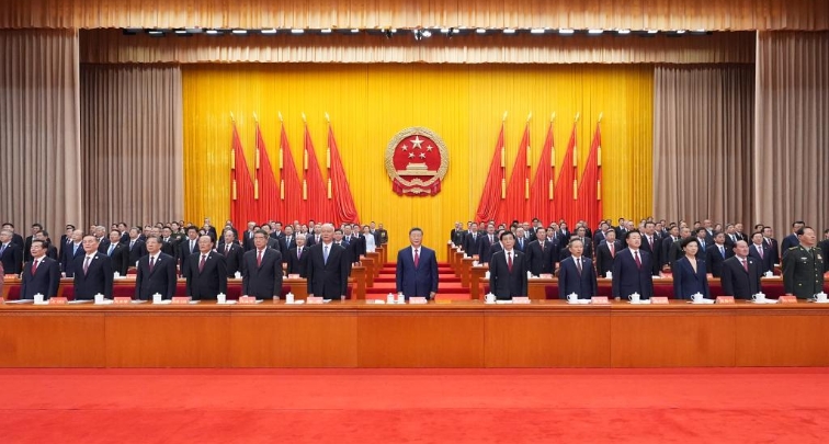Xi Jinping assiste à un grand rassemblement célébrant le 70e anniversaire de la fondation de la région autonome ouïgoure du Xinjiang
