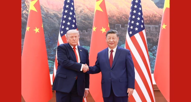 Xi Jinping s'entretient avec Donald Trump à Beijing